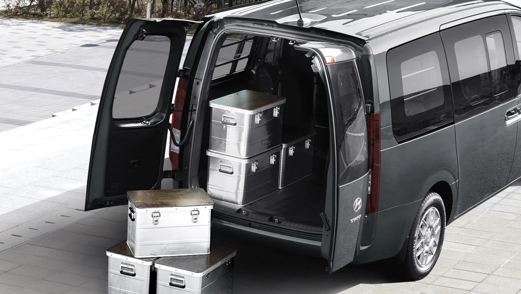 Hyundai US4 STARIA VAN Lifestyle 02