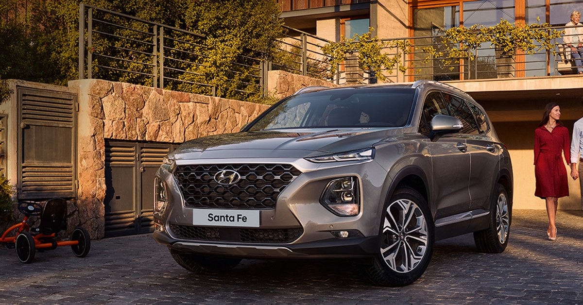 Hyundai Santa Fe Luxurioser Suv Als 5 Oder 7 Sitzer