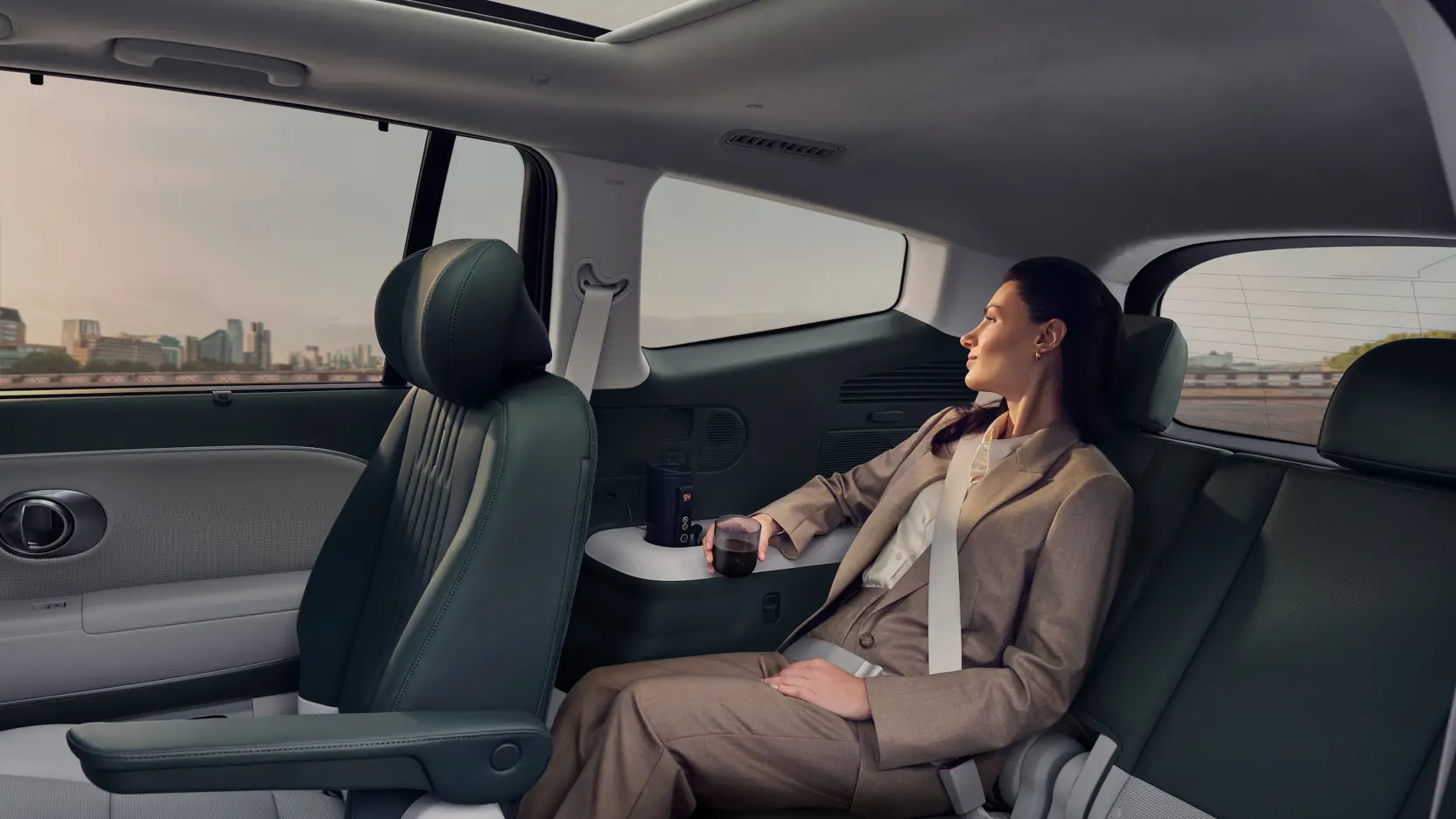 Hyundai IONIQ 9 Interior 3Rd Row V2P EU 25